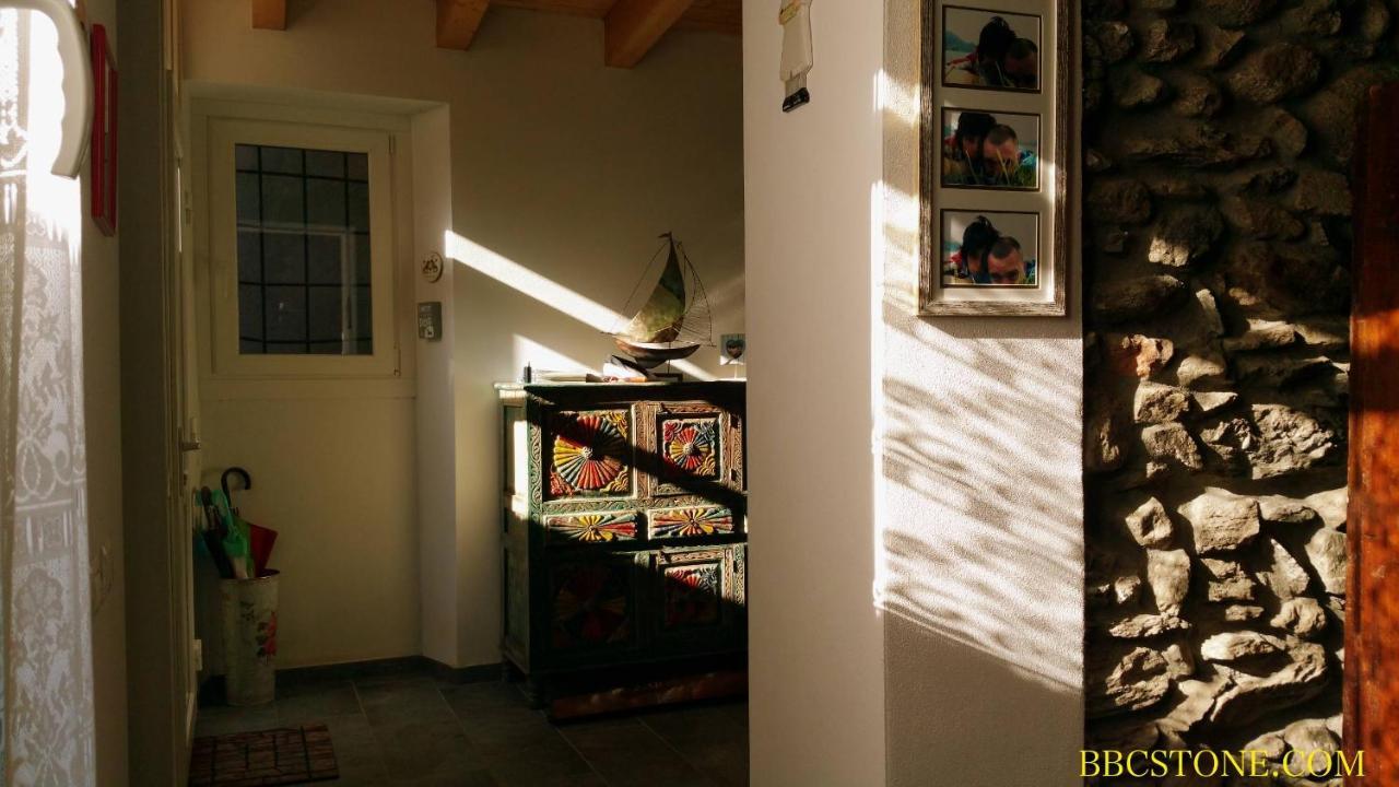 La Casa Sul Sasso Hotel Dervio Bagian luar foto